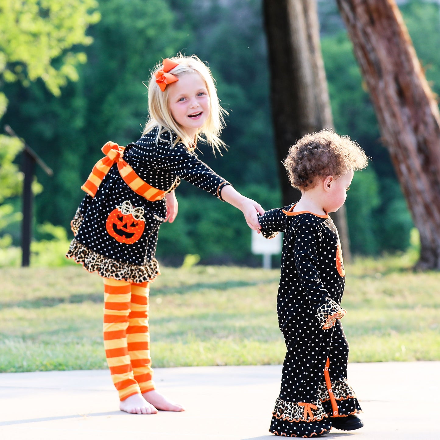 AnnLoren Baby Girls Orange pumpkin Jack O Lantern Halloween Romper